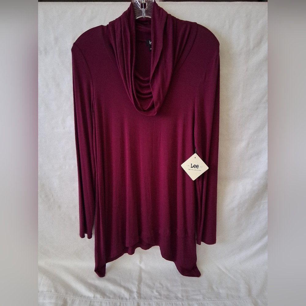 NWT Lee Women's Cowl Neck Sweater in Deep Red